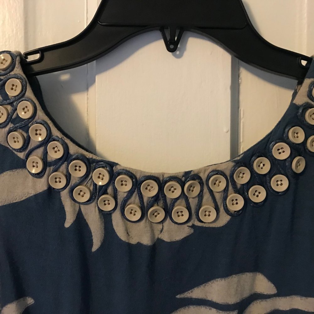 Anthropologie Ric Rac Button Neckline Top - Picture 4 of 16